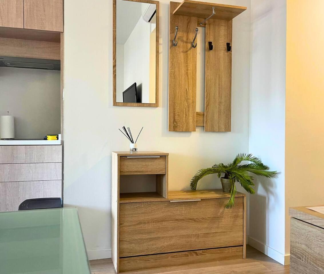Home4U Apartamento Con Cochera Granada Buitenkant foto