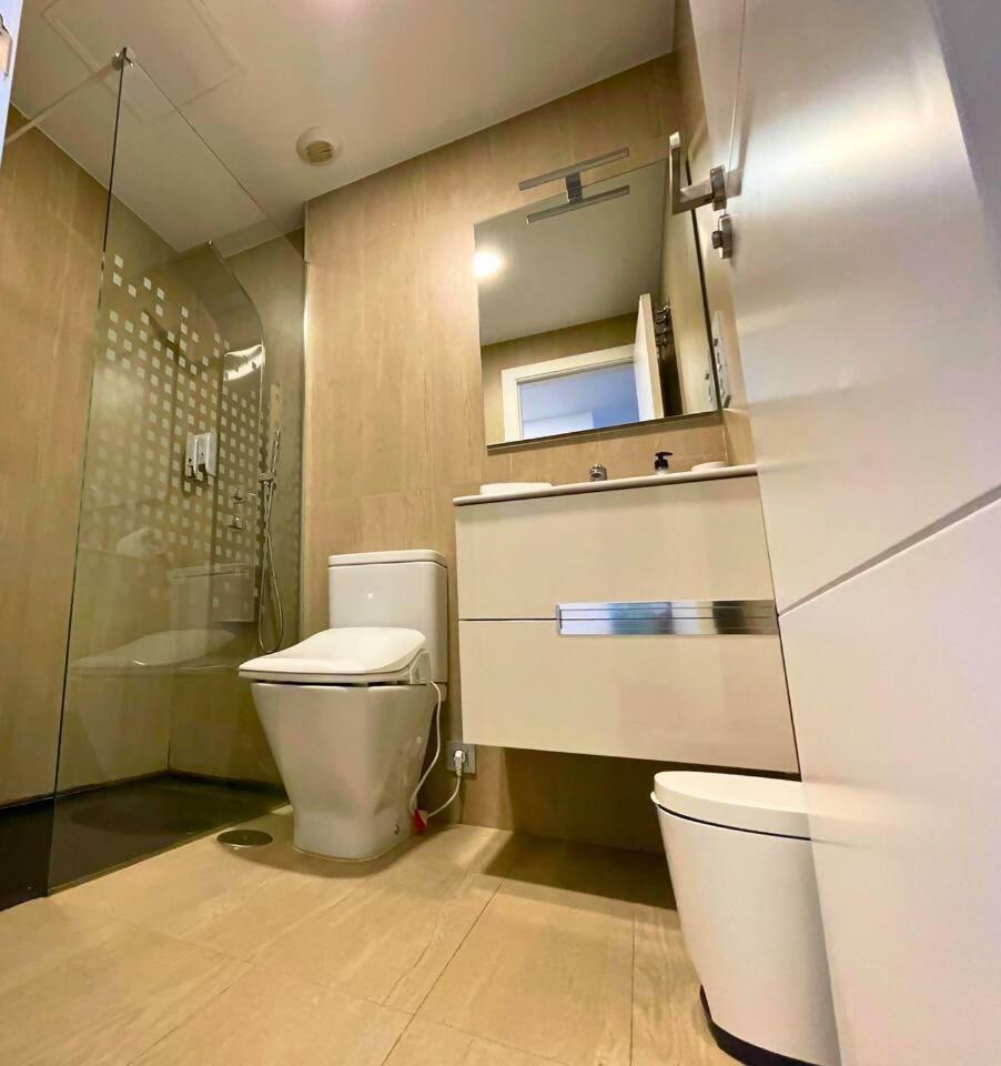Home4U Apartamento Con Cochera Granada Buitenkant foto