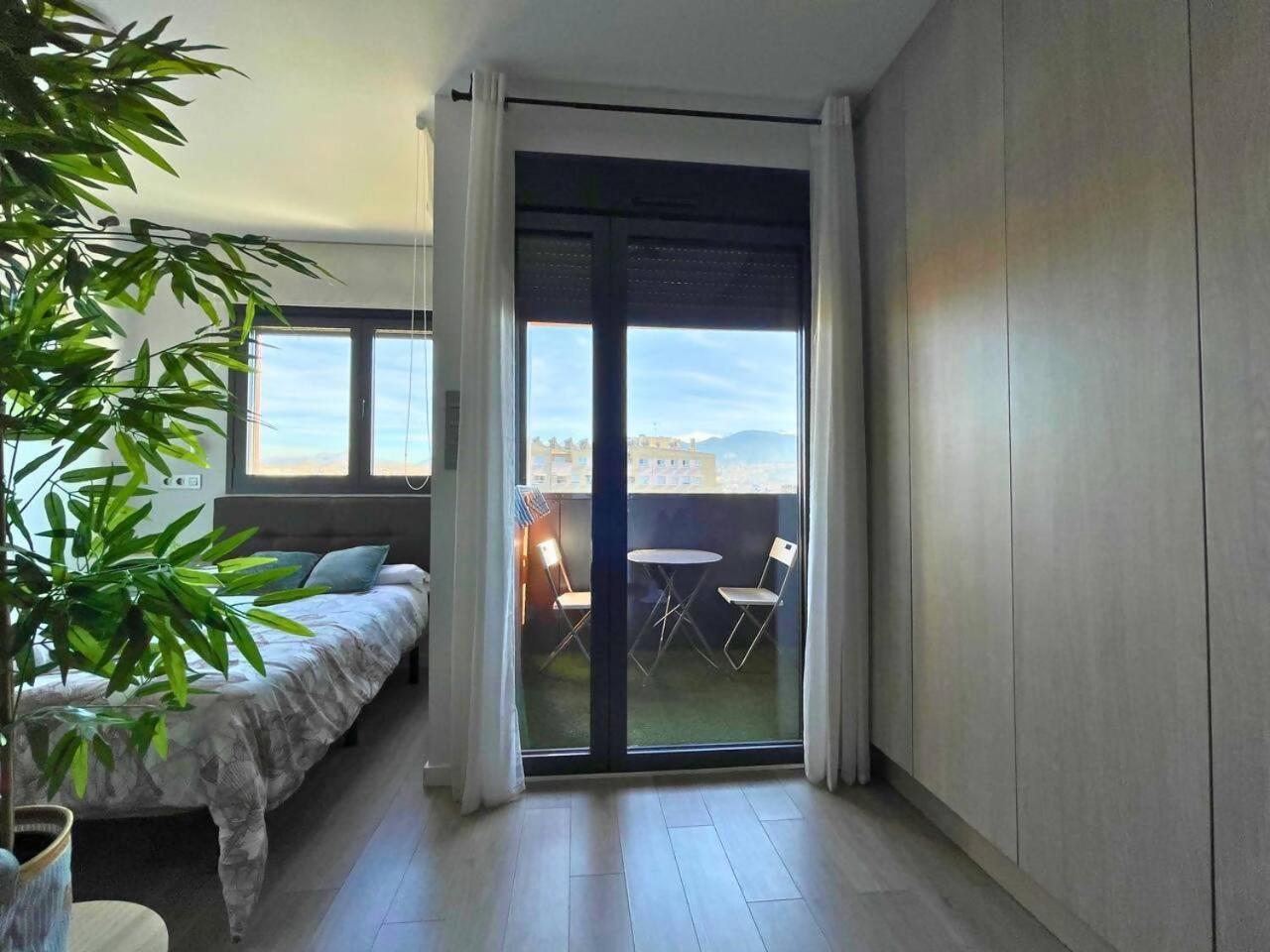 Home4U Apartamento Con Cochera Granada Buitenkant foto