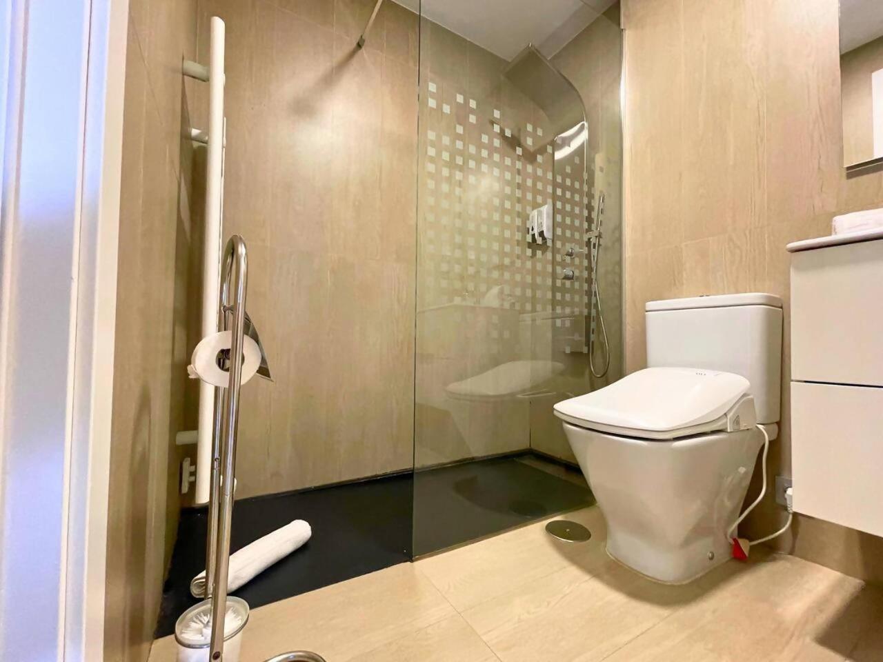 Home4U Apartamento Con Cochera Granada Buitenkant foto