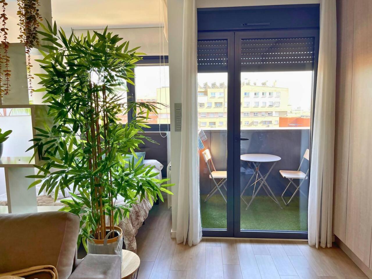 Home4U Apartamento Con Cochera Granada Buitenkant foto